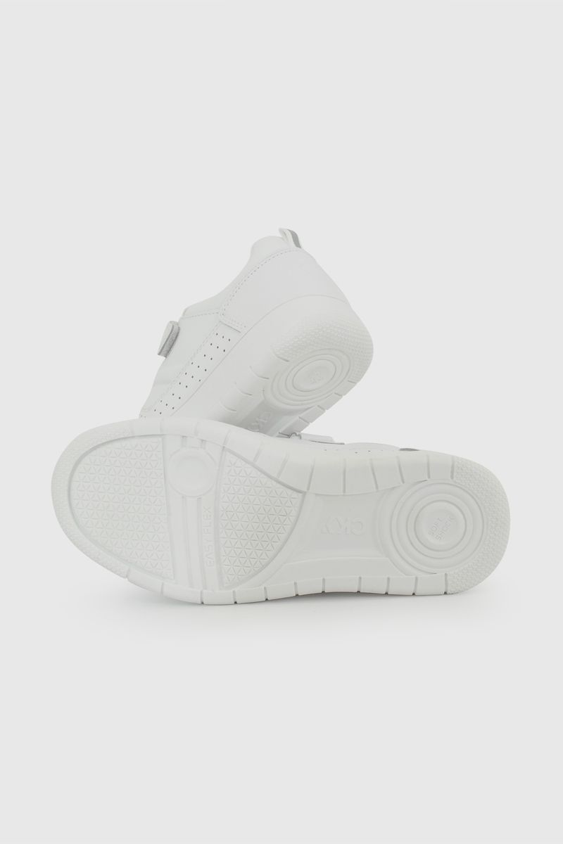 f7d8ca73-9aba-4a1e-897a-0d5521716813-77290210i26-3