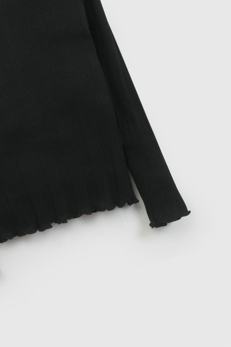 cfc90150-3b22-4f28-827d-aa9d4f4570e7-popu0601i26-3