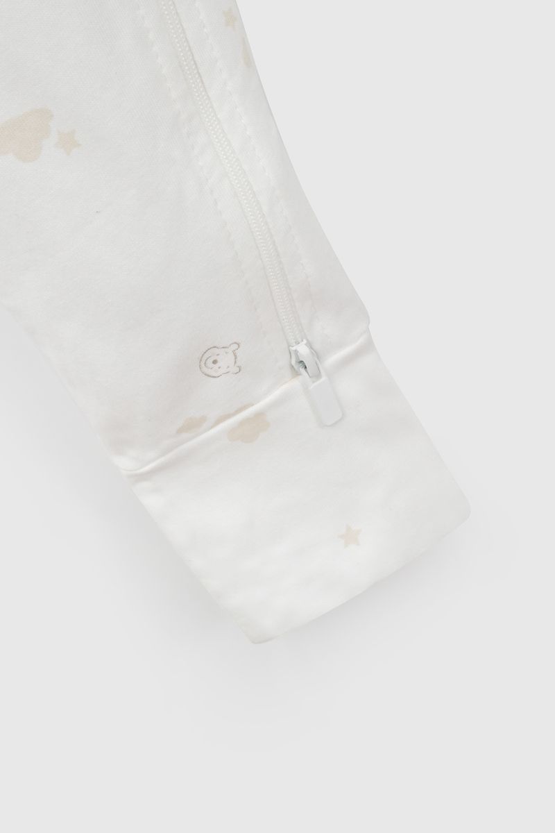 1e3d0254-36e1-4b27-a8c3-d92b2bc11dea-pjjeu675i26-4