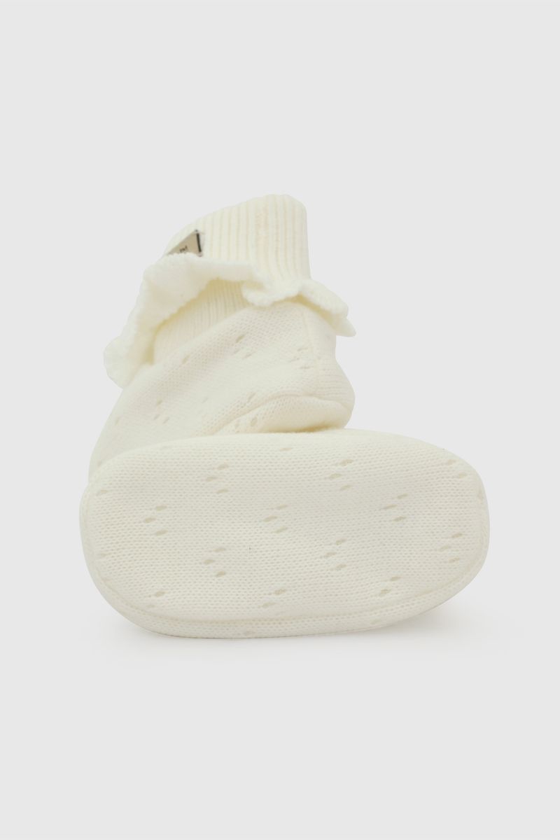 16427104-35cf-40ac-aff7-6b3c85daa8d9-19000310i26-3