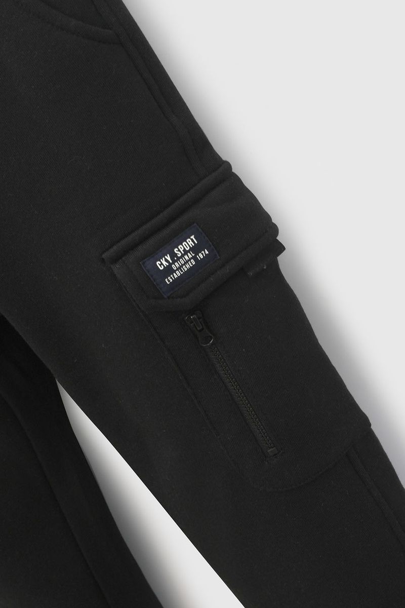 8852c032-0b86-4b54-9008-a482a08b8458-ptpo0701i26-4