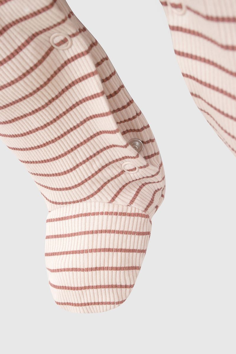 534dac04-abe4-40db-a659-2343c35f8955-olpu0237i26-4