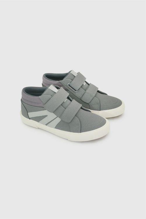 Zapatilla Lifestyle Gris de Niño con Velcro y Suela de Goma
