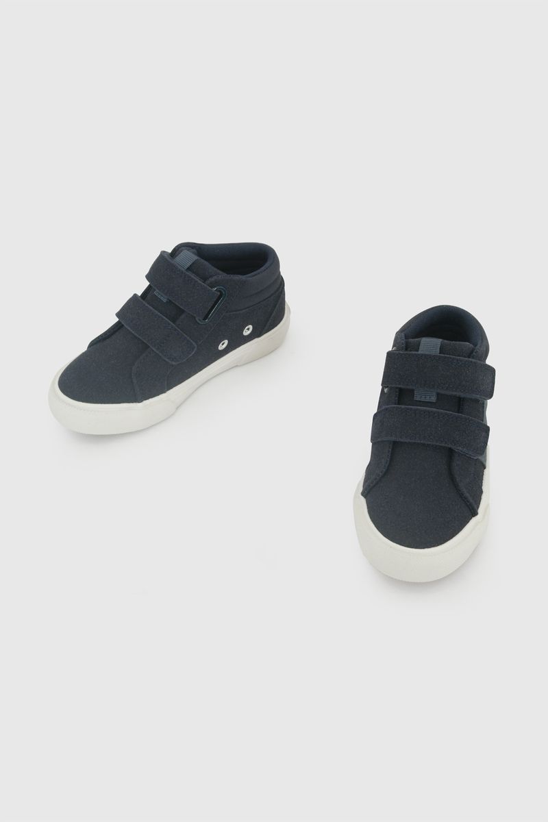 e290345d-a81d-419e-804a-d61e2d779571-47330250i26-4