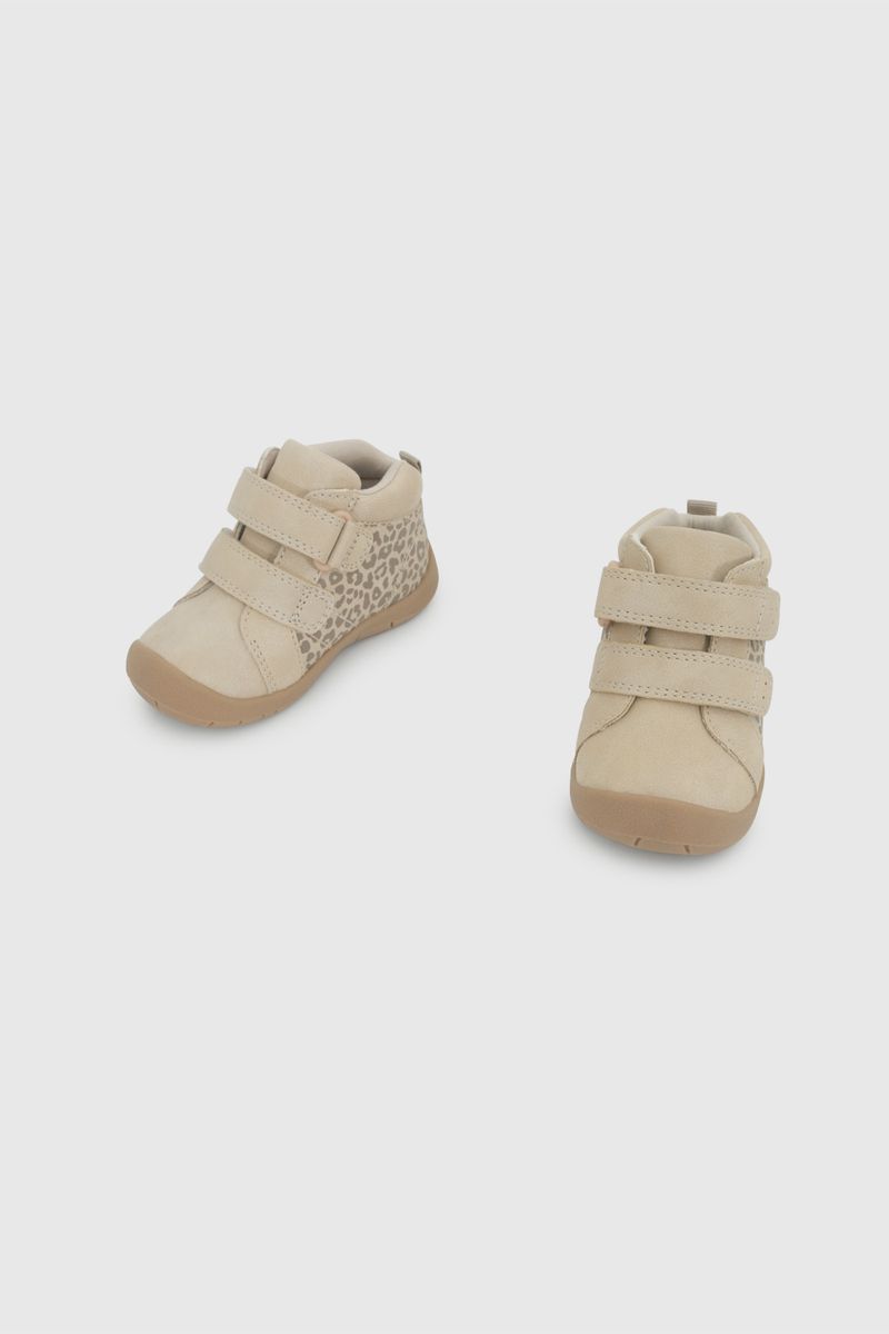 a3e84439-ac86-479b-986d-6b07ad8835b8-34060266i26-4