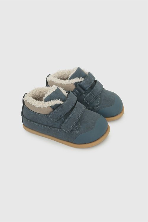 Botín Azul Infant con Velcro y Punta Protegida