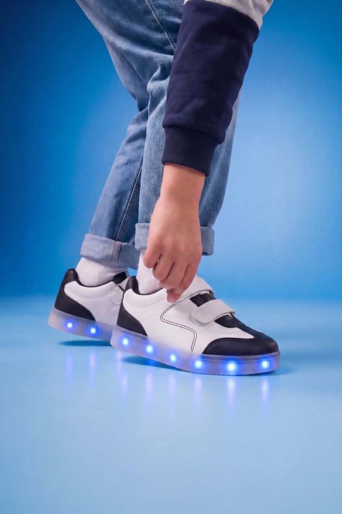 Zapatilla con luces niño blanco 28-33